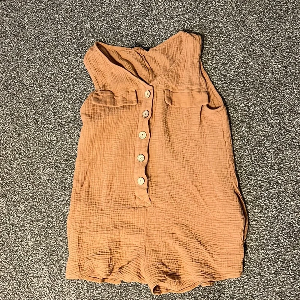 Romper - Picture 1 of 1